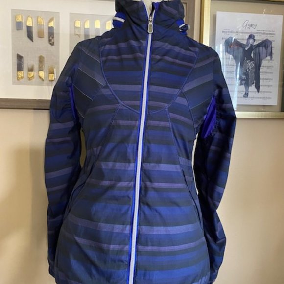 Striped Poncho Lululemon main image 1